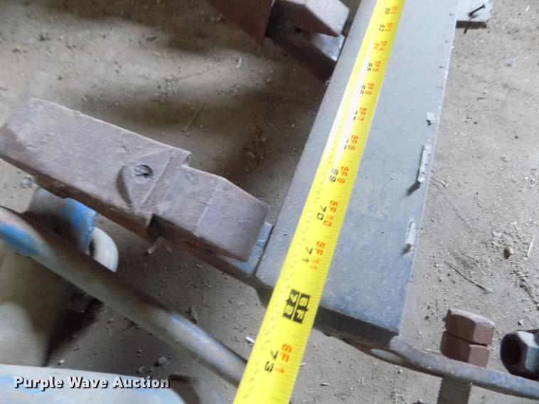 image for item DD5895 2001 Bobcat 863G skid steer