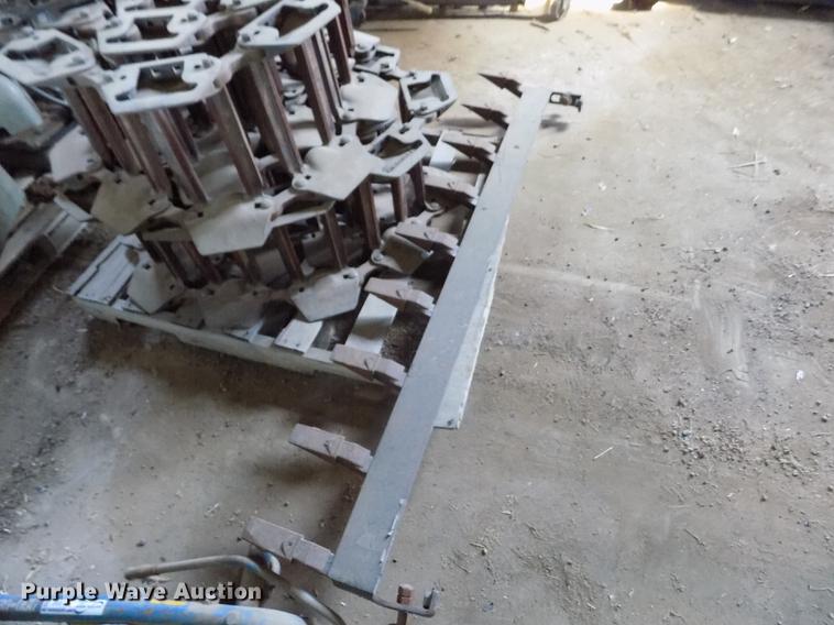 image for item DD5895 2001 Bobcat 863G skid steer