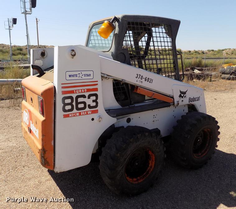 image for item DD5896 2001 Bobcat 863G skid steer