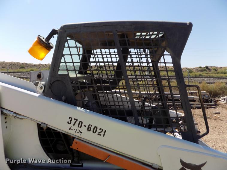 image for item DD5896 2001 Bobcat 863G skid steer