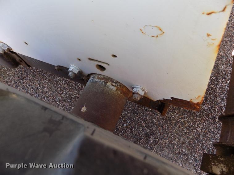 image for item DD5896 2001 Bobcat 863G skid steer