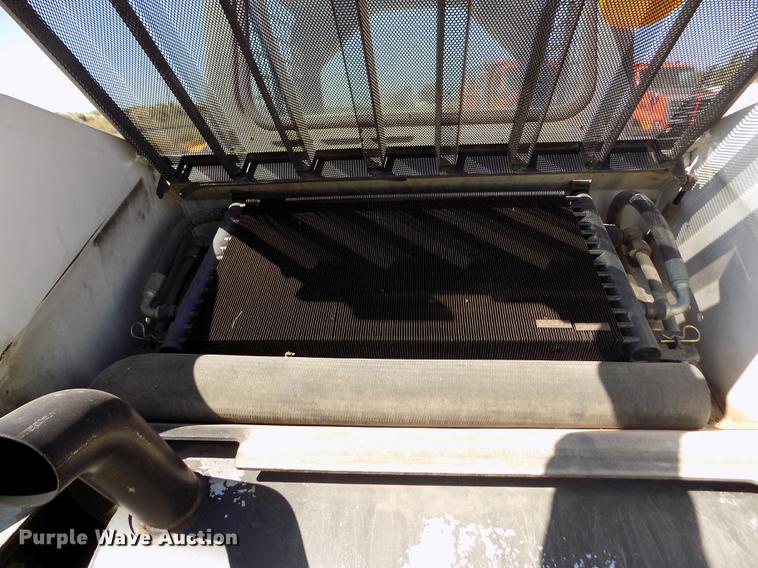 image for item DD5896 2001 Bobcat 863G skid steer