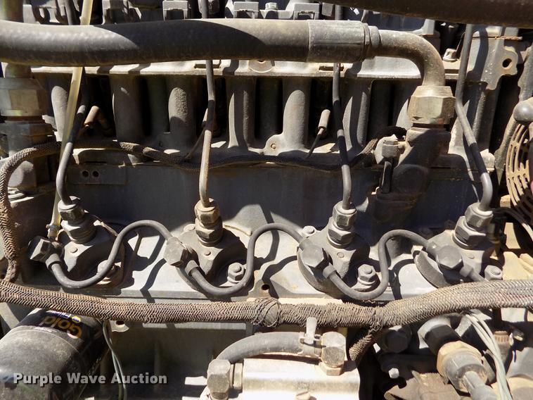 image for item DD5896 2001 Bobcat 863G skid steer