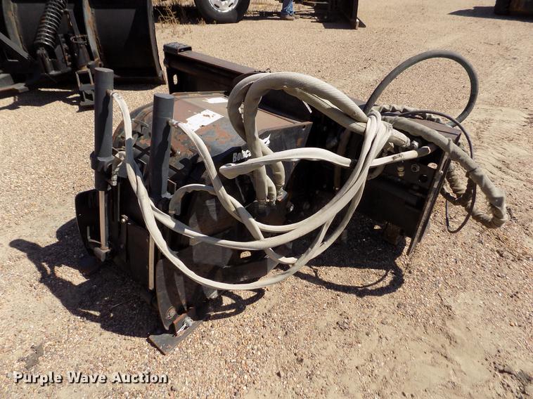 image for item DD5896 2001 Bobcat 863G skid steer