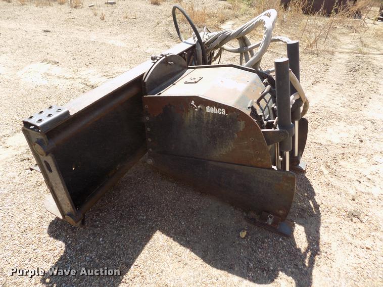 image for item DD5896 2001 Bobcat 863G skid steer