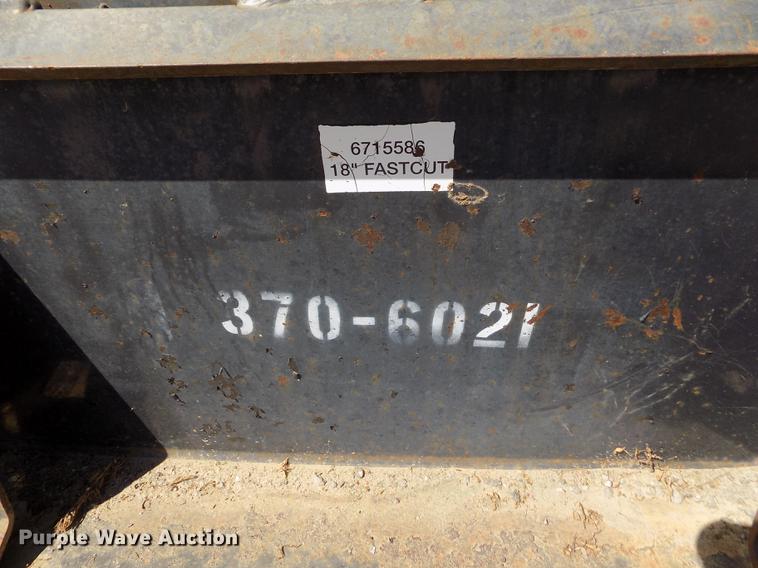 image for item DD5896 2001 Bobcat 863G skid steer