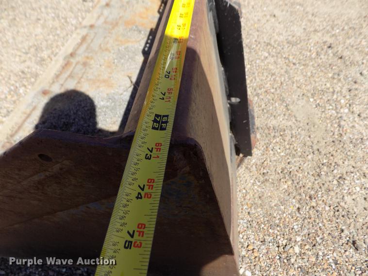 image for item DD5896 2001 Bobcat 863G skid steer