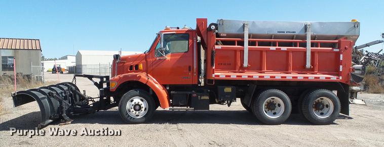 image for item DD5897 2003 Sterling LT7500 dump truck