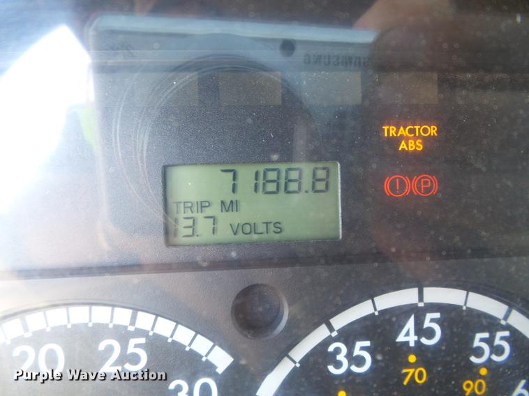 image for item DD5897 2003 Sterling LT7500 dump truck