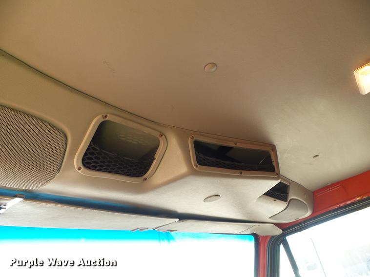 image for item DD5897 2003 Sterling LT7500 dump truck