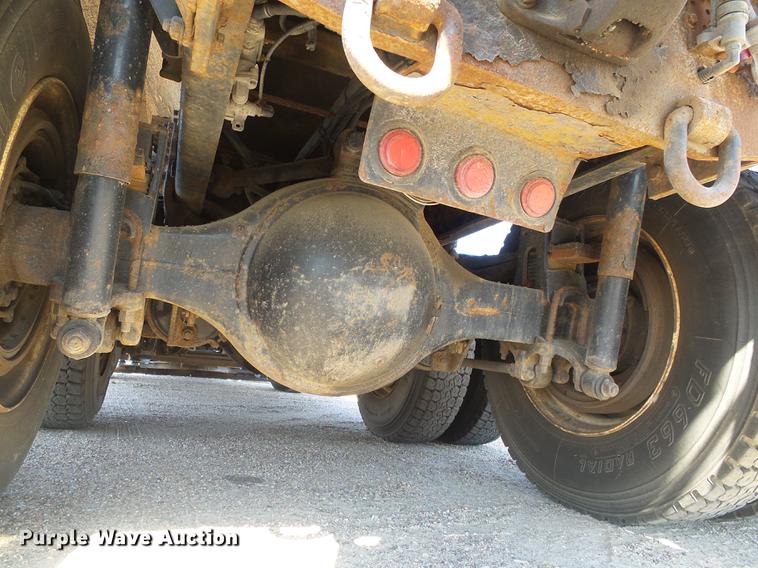 image for item DD5897 2003 Sterling LT7500 dump truck