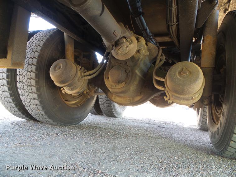 image for item DD5897 2003 Sterling LT7500 dump truck