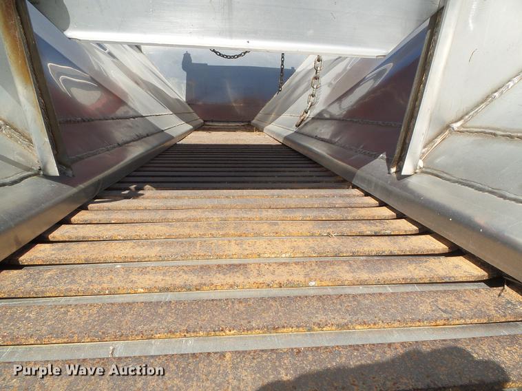 image for item DD5897 2003 Sterling LT7500 dump truck