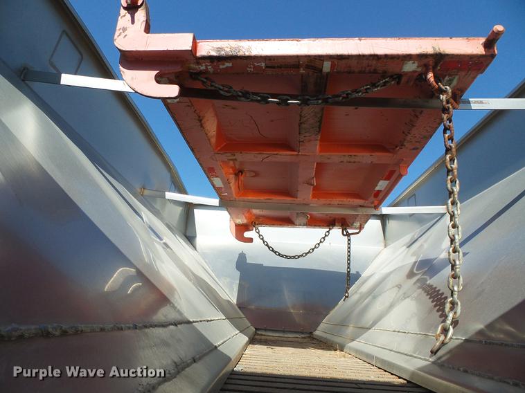 image for item DD5897 2003 Sterling LT7500 dump truck