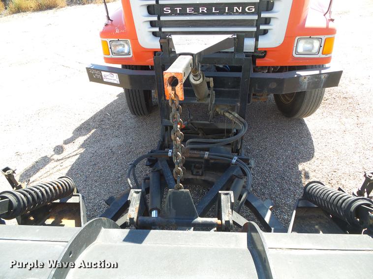 image for item DD5897 2003 Sterling LT7500 dump truck