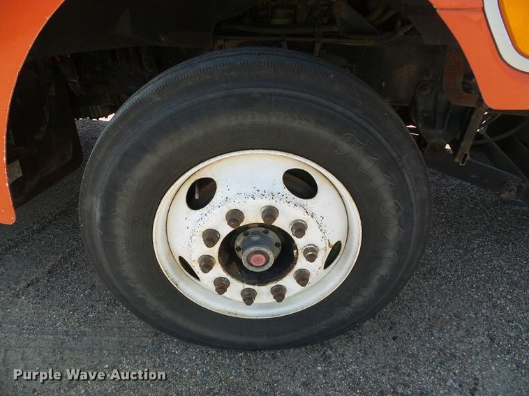 image for item DD5897 2003 Sterling LT7500 dump truck