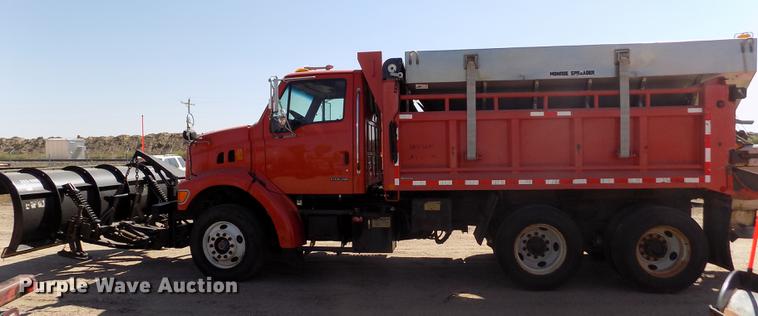 image for item DD5898 2003 Sterling LT7500 dump truck