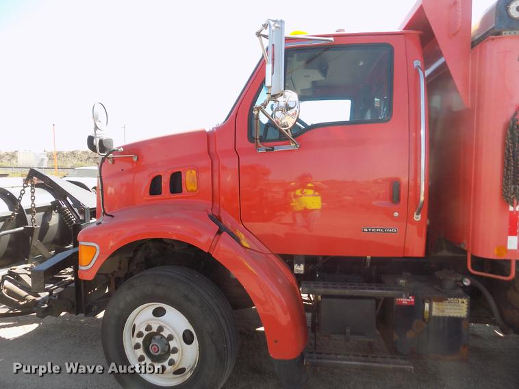image for item DD5898 2003 Sterling LT7500 dump truck