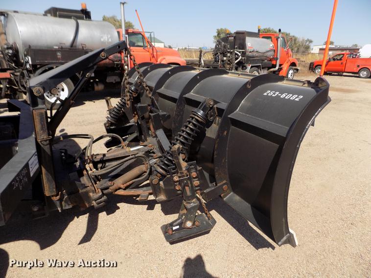 image for item DD5898 2003 Sterling LT7500 dump truck