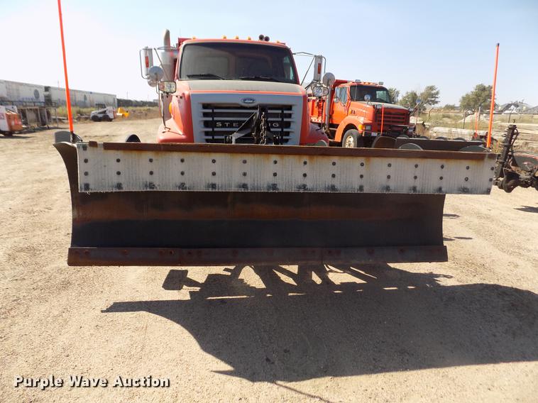 image for item DD5898 2003 Sterling LT7500 dump truck
