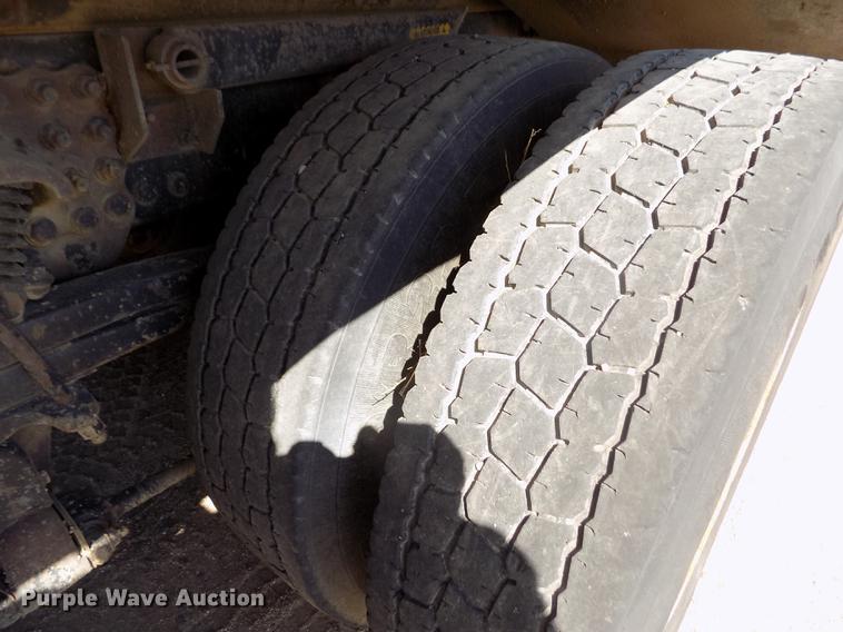 image for item DD5898 2003 Sterling LT7500 dump truck