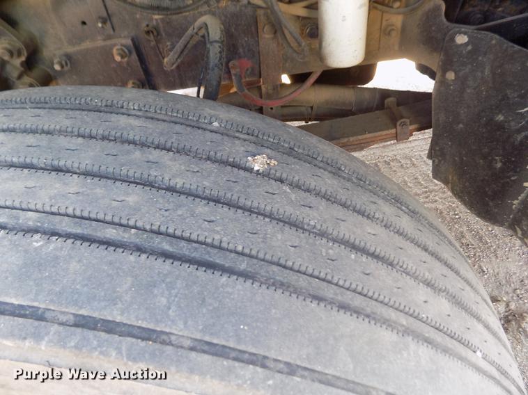 image for item DD5898 2003 Sterling LT7500 dump truck