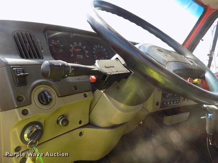 image for item DD5899 2001 Sterling LT9511 dump truck