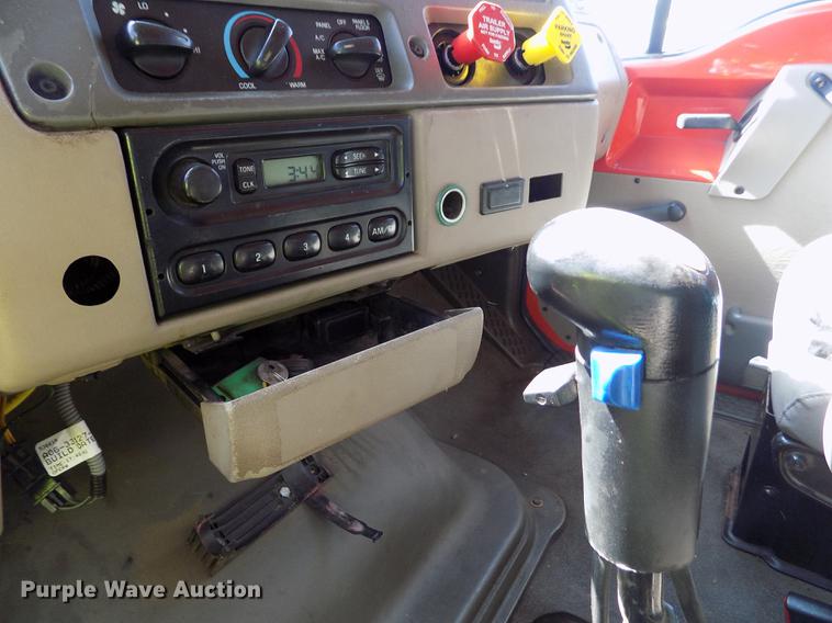 image for item DD5899 2001 Sterling LT9511 dump truck