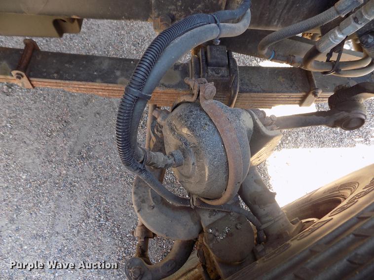 image for item DD5899 2001 Sterling LT9511 dump truck