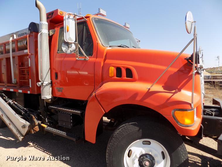 image for item DD5899 2001 Sterling LT9511 dump truck