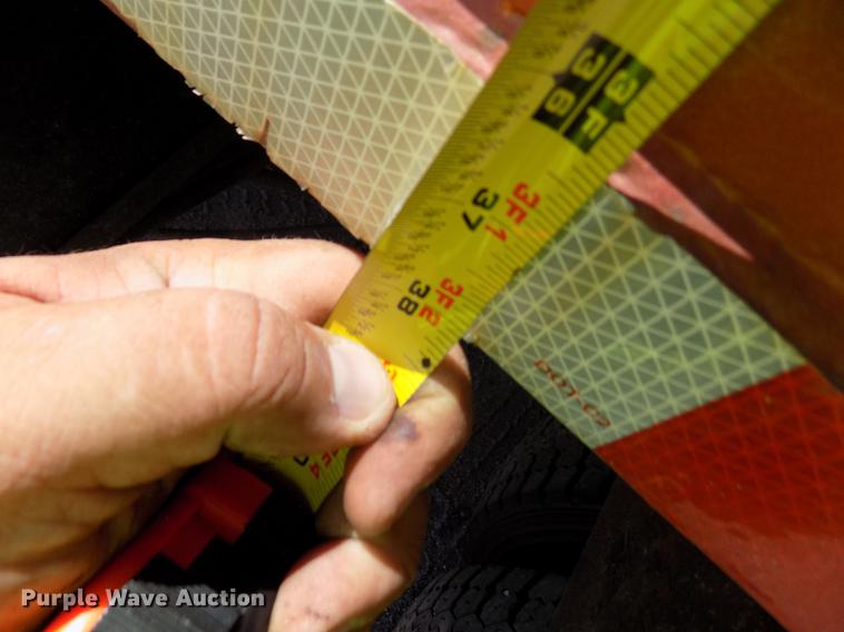 image for item DD5899 2001 Sterling LT9511 dump truck