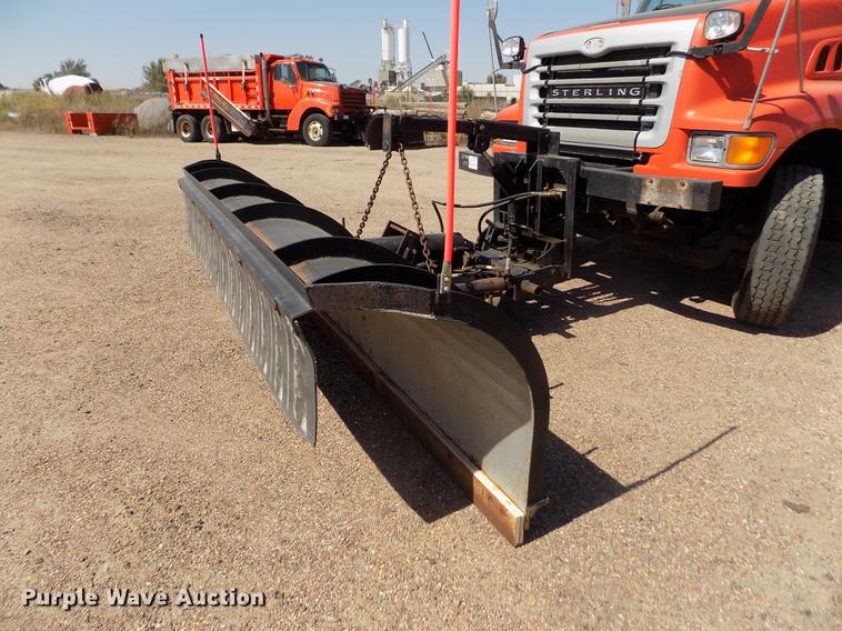 image for item DD5899 2001 Sterling LT9511 dump truck