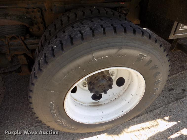 image for item DD5899 2001 Sterling LT9511 dump truck