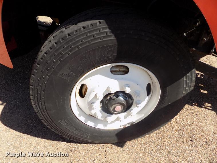 image for item DD5899 2001 Sterling LT9511 dump truck