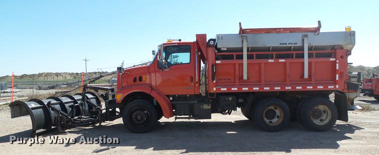 image for item DD5900 2003 Sterling LT7500 dump truck