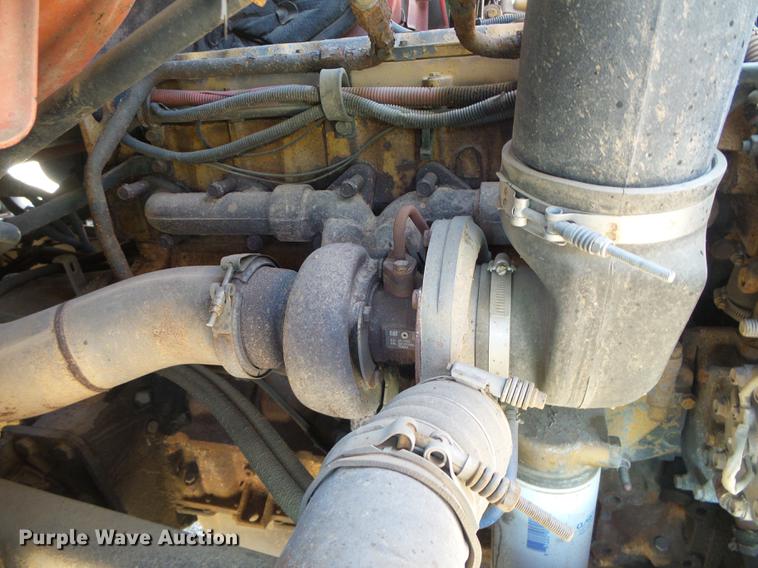 image for item DD5900 2003 Sterling LT7500 dump truck