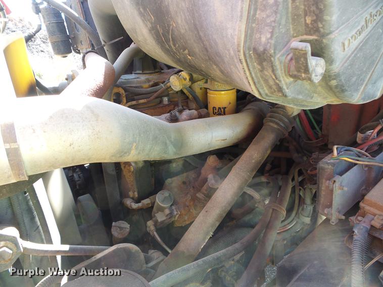 image for item DD5900 2003 Sterling LT7500 dump truck