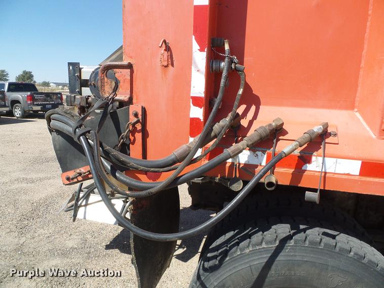 image for item DD5900 2003 Sterling LT7500 dump truck