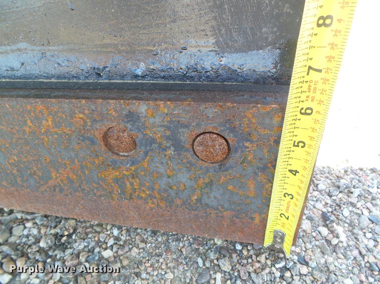 image for item DD5900 2003 Sterling LT7500 dump truck