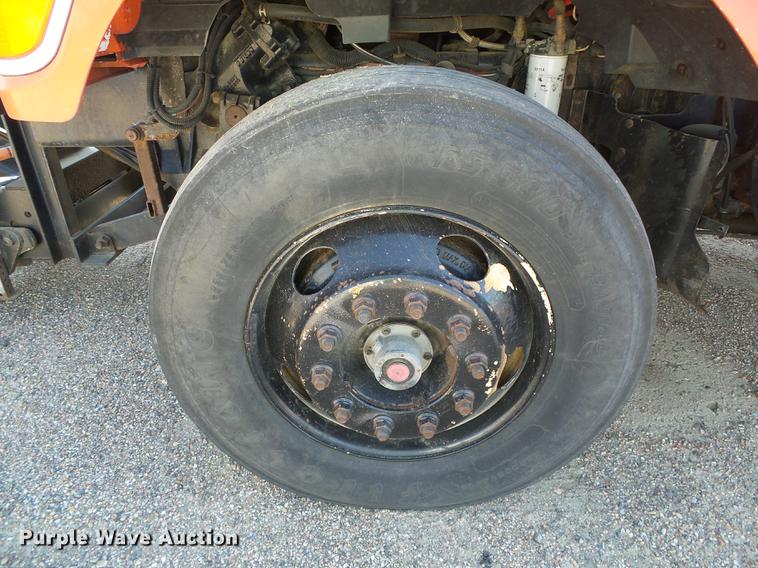 image for item DD5900 2003 Sterling LT7500 dump truck