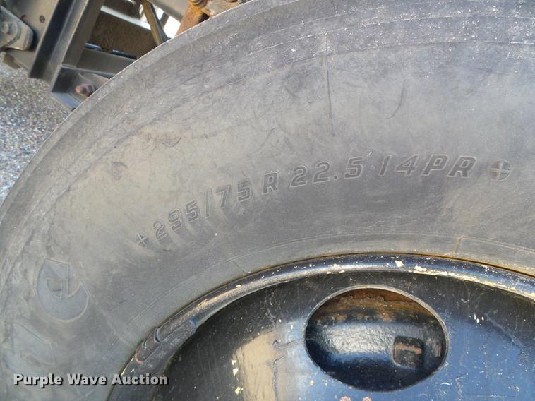 image for item DD5900 2003 Sterling LT7500 dump truck