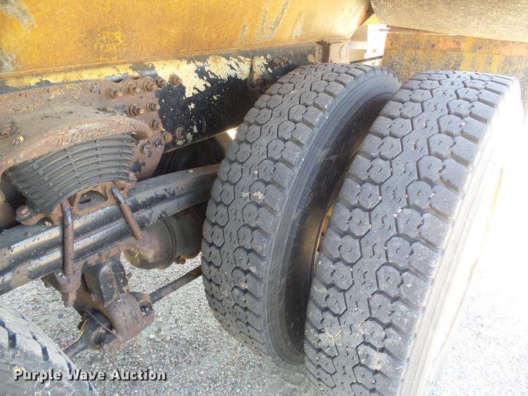 image for item DD5900 2003 Sterling LT7500 dump truck