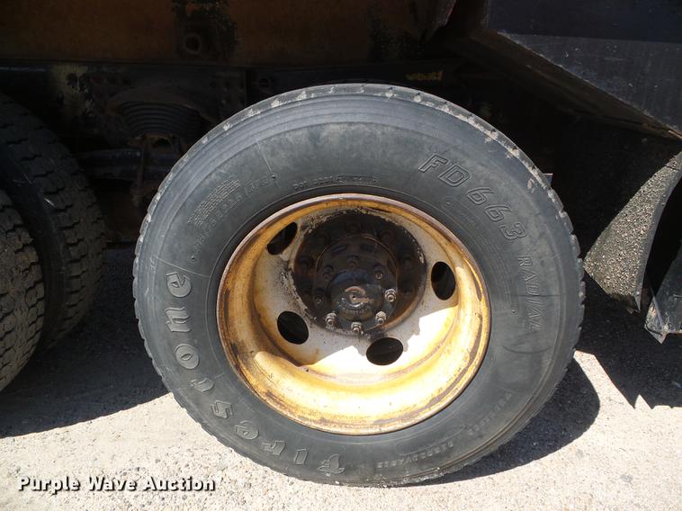 image for item DD5900 2003 Sterling LT7500 dump truck