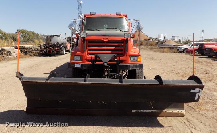 image for item DD5901 1999 Sterling L9511 dump truck