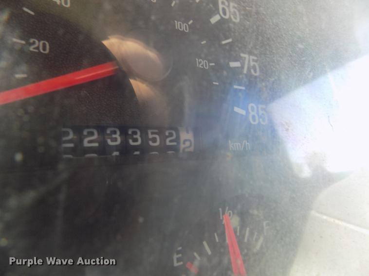 image for item DD5901 1999 Sterling L9511 dump truck