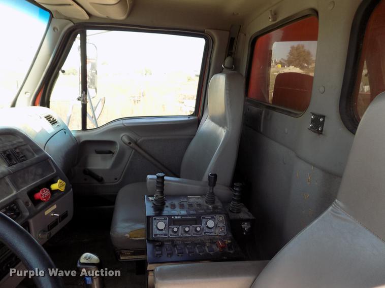 image for item DD5901 1999 Sterling L9511 dump truck