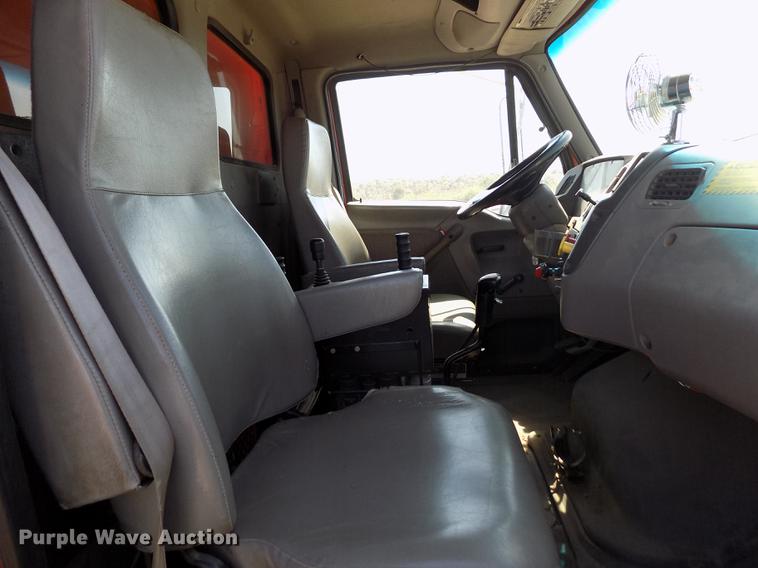 image for item DD5901 1999 Sterling L9511 dump truck