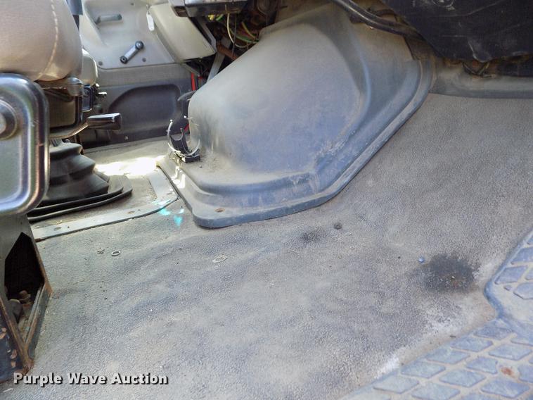 image for item DD5901 1999 Sterling L9511 dump truck