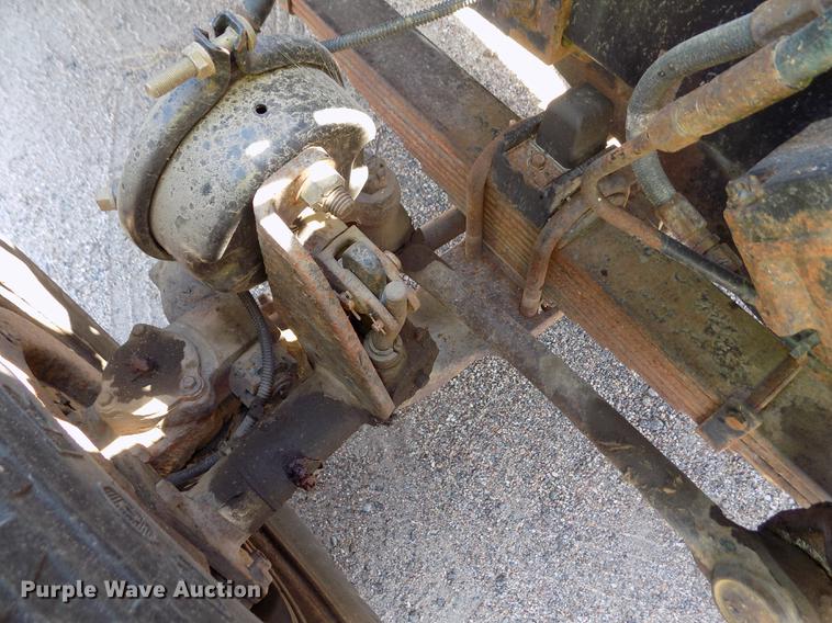 image for item DD5901 1999 Sterling L9511 dump truck