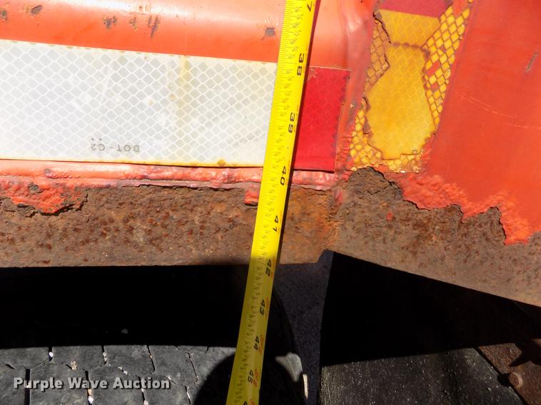 image for item DD5901 1999 Sterling L9511 dump truck